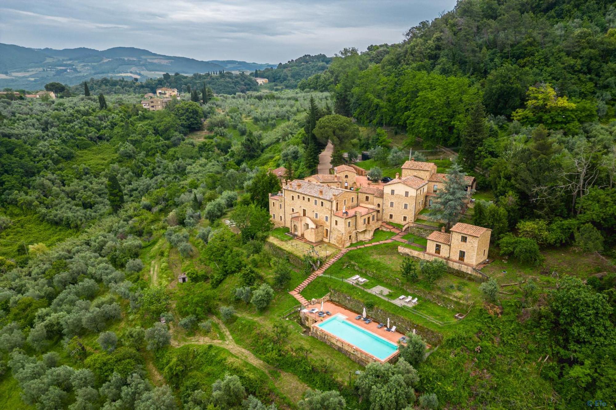 Borgo Gatteraia Aparthotel Volterra Luaran gambar